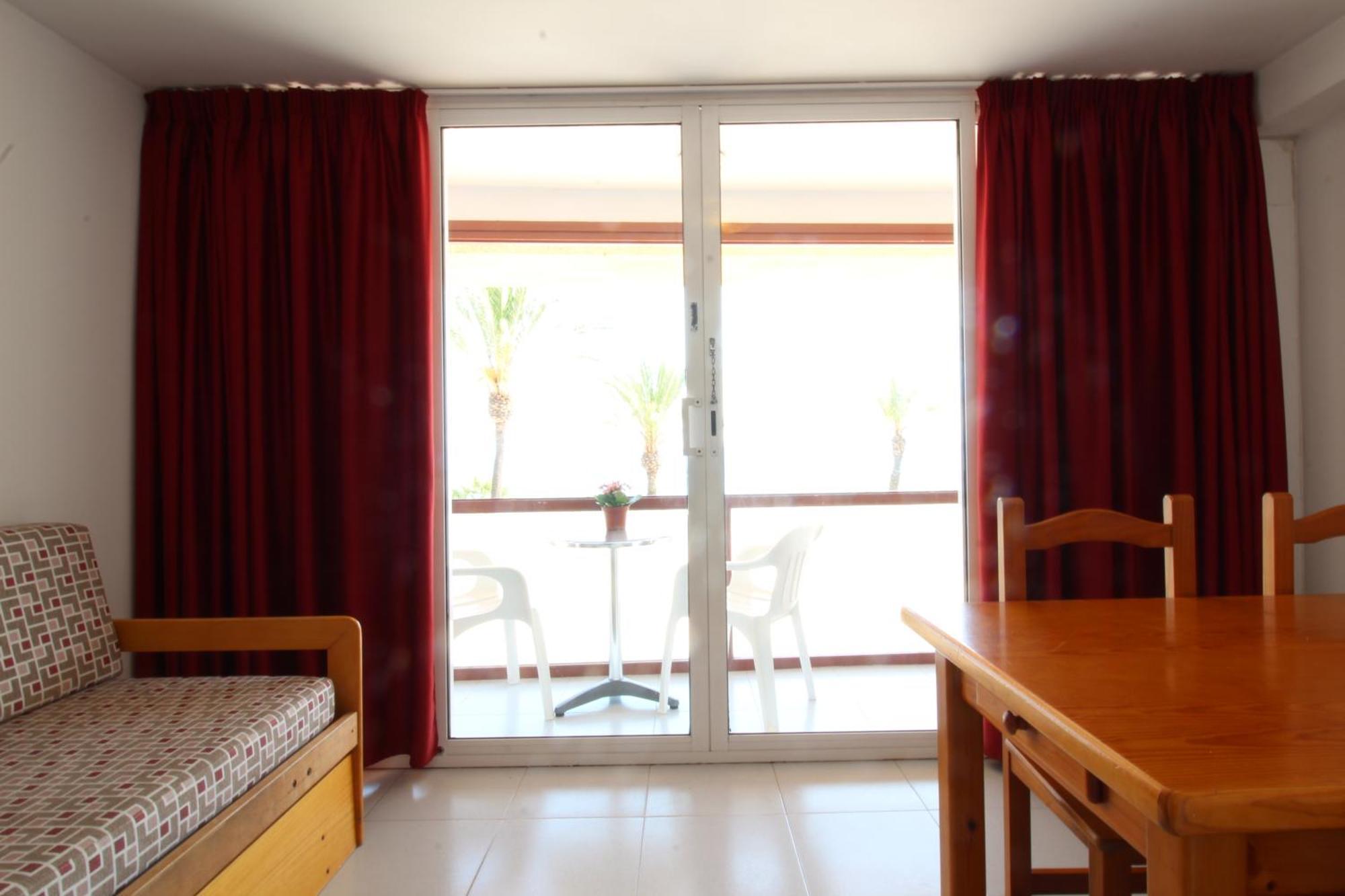 Apartaments El Sorrall Blanes Værelse billede